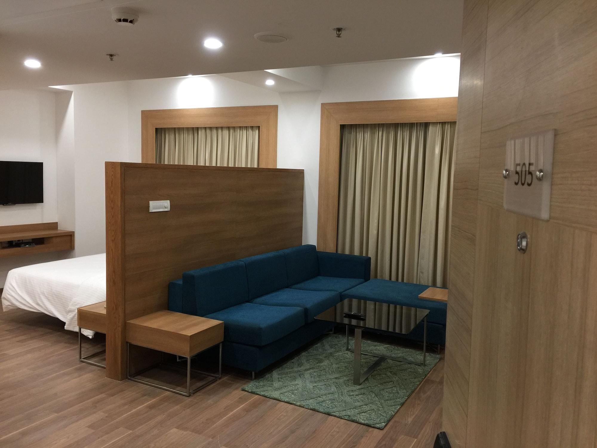 Lemon Tree Hotel, Sector 60, Gurugram Gurgaon Exteriör bild