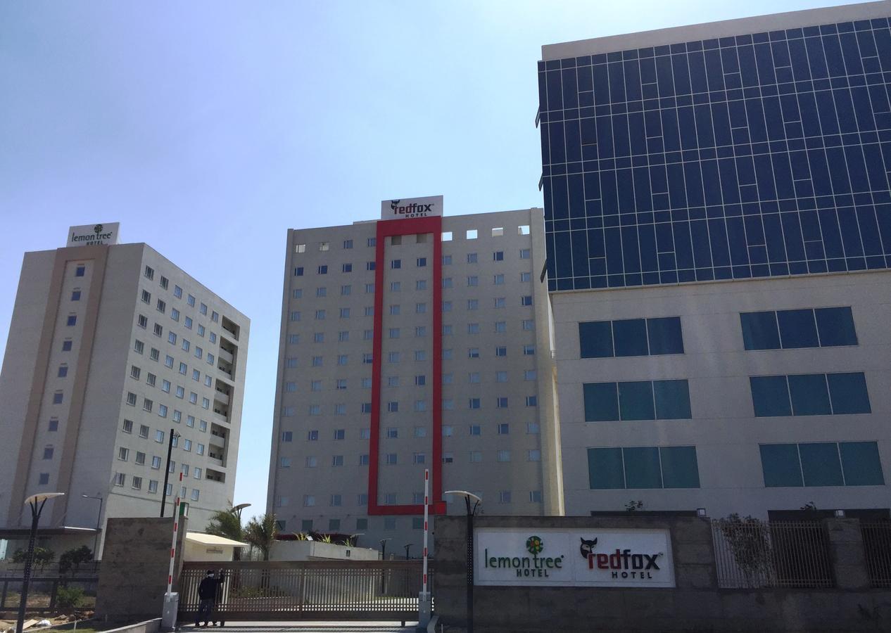 Lemon Tree Hotel, Sector 60, Gurugram Gurgaon Exteriör bild