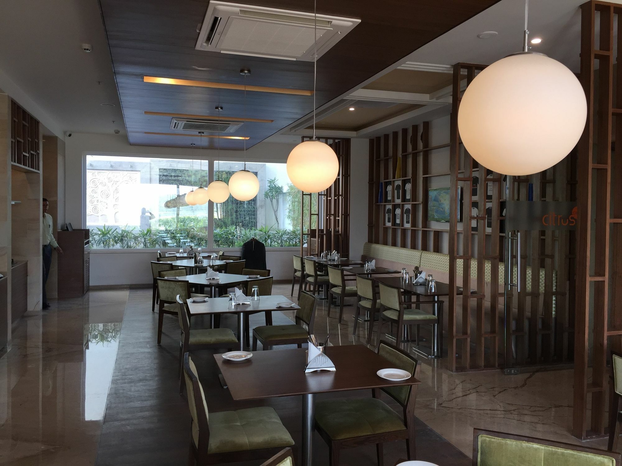 Lemon Tree Hotel, Sector 60, Gurugram Gurgaon Exteriör bild